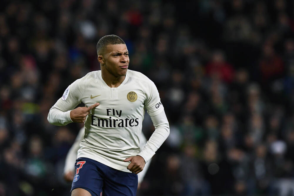 台媒：在社交平台发文扬言“炸小港机场”，高雄一男子被逮捕